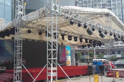 73_佛山舞臺桁架背景板搭建